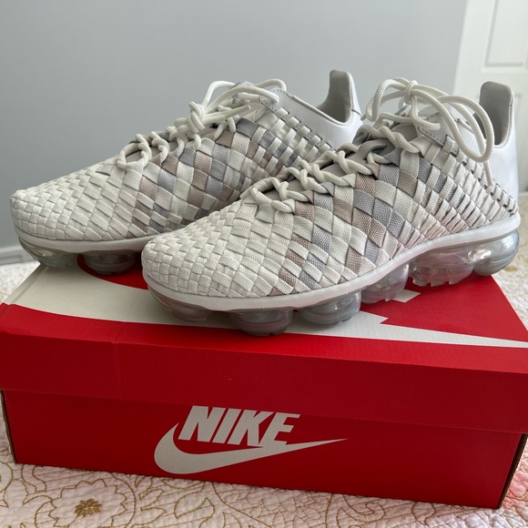 Nike Air Vapormax Inneva woven men’s sz 10.5 in original box never worn - Picture 1 of 8
